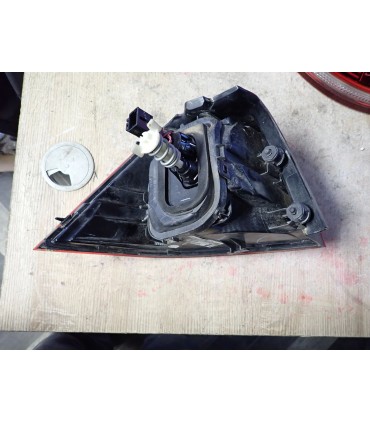 VOLKSWAGEN GOLF VII HB LAMPA PRAWY TYŁ 5G0945096M