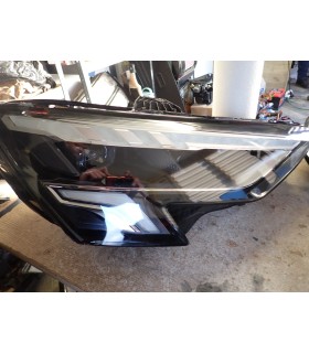 AUDI A3 8Y LAMPA PRZEDNIA PRAWA 8Y0941034