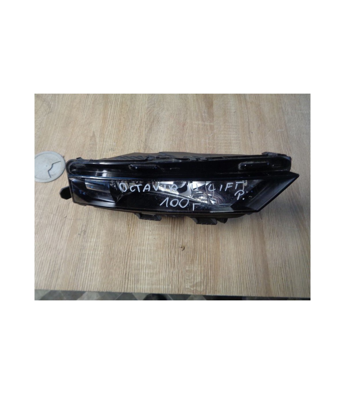 SKODA OCTAVIA III LIFT HALOGEN PRAWY PRZÓD EUROPA