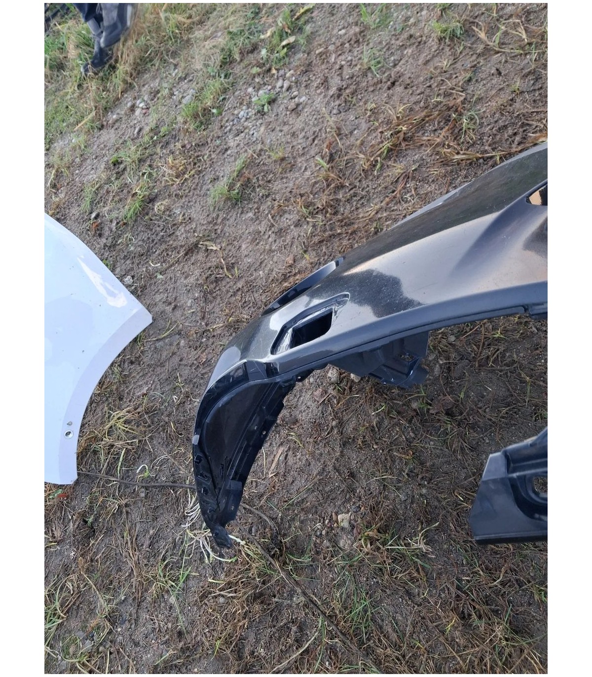 BMW X3 F25 LIFT LCI ZDERZAK PRZÓD PRZEDNI