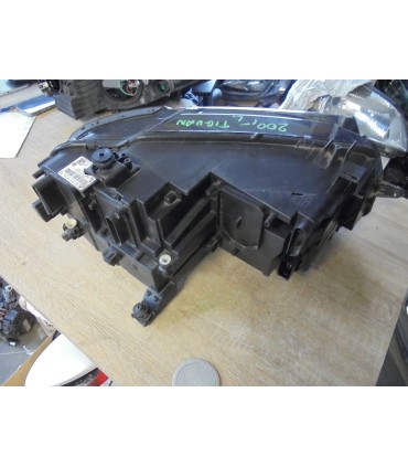 VOLKSWAGEN TIGUAN LAMPA LEWA PRZÓD EUROPA