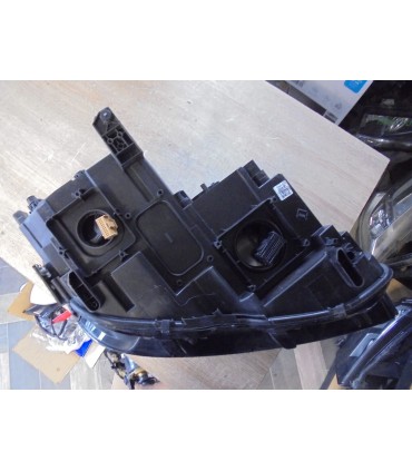 VOLKSWAGEN TIGUAN LAMPA LEWA PRZÓD EUROPA