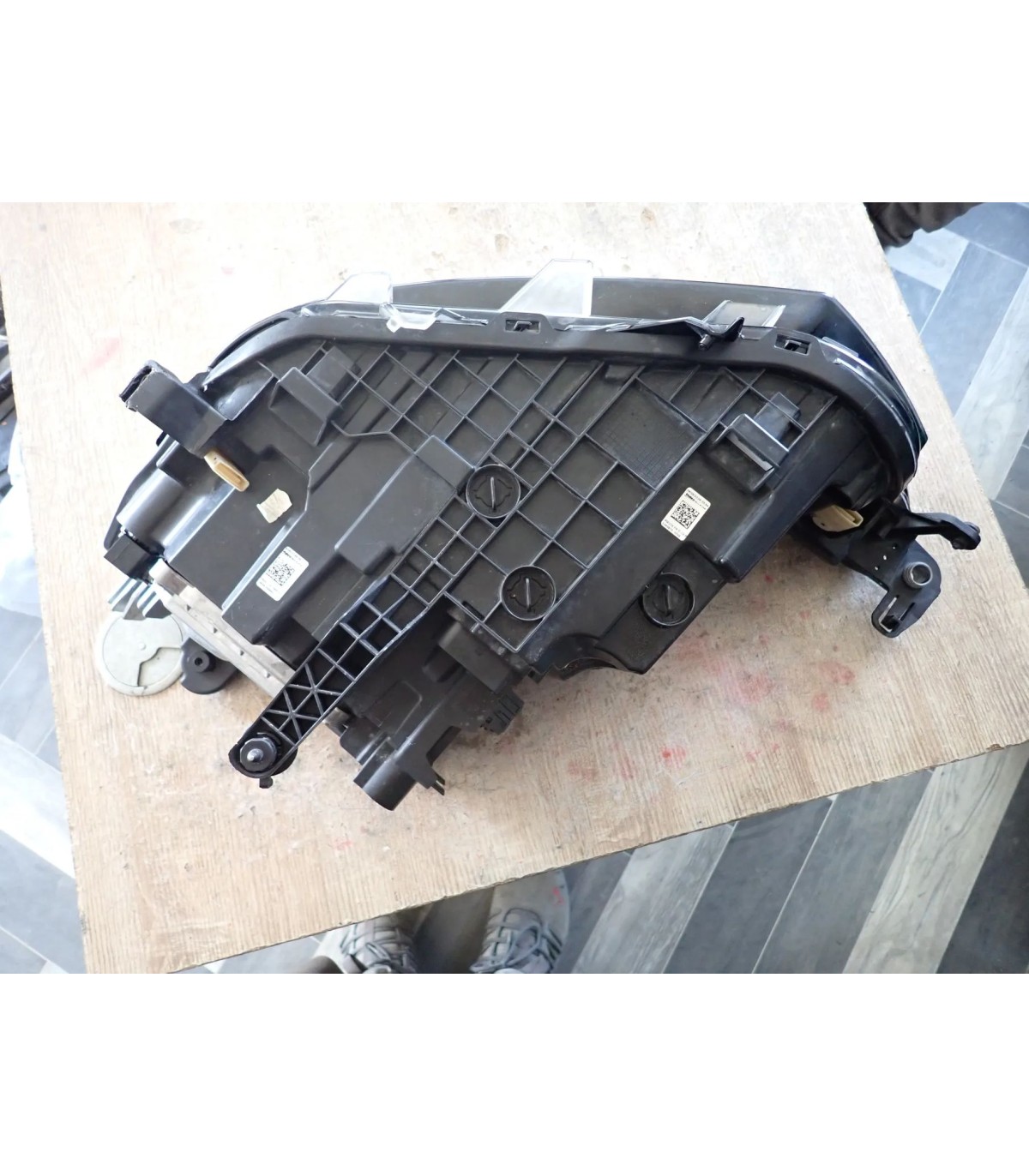VOLKSWAGEN T-ROC IQ LIGHT LAMPA PRAWY PRZÓD EUROPA 2GA941036AD