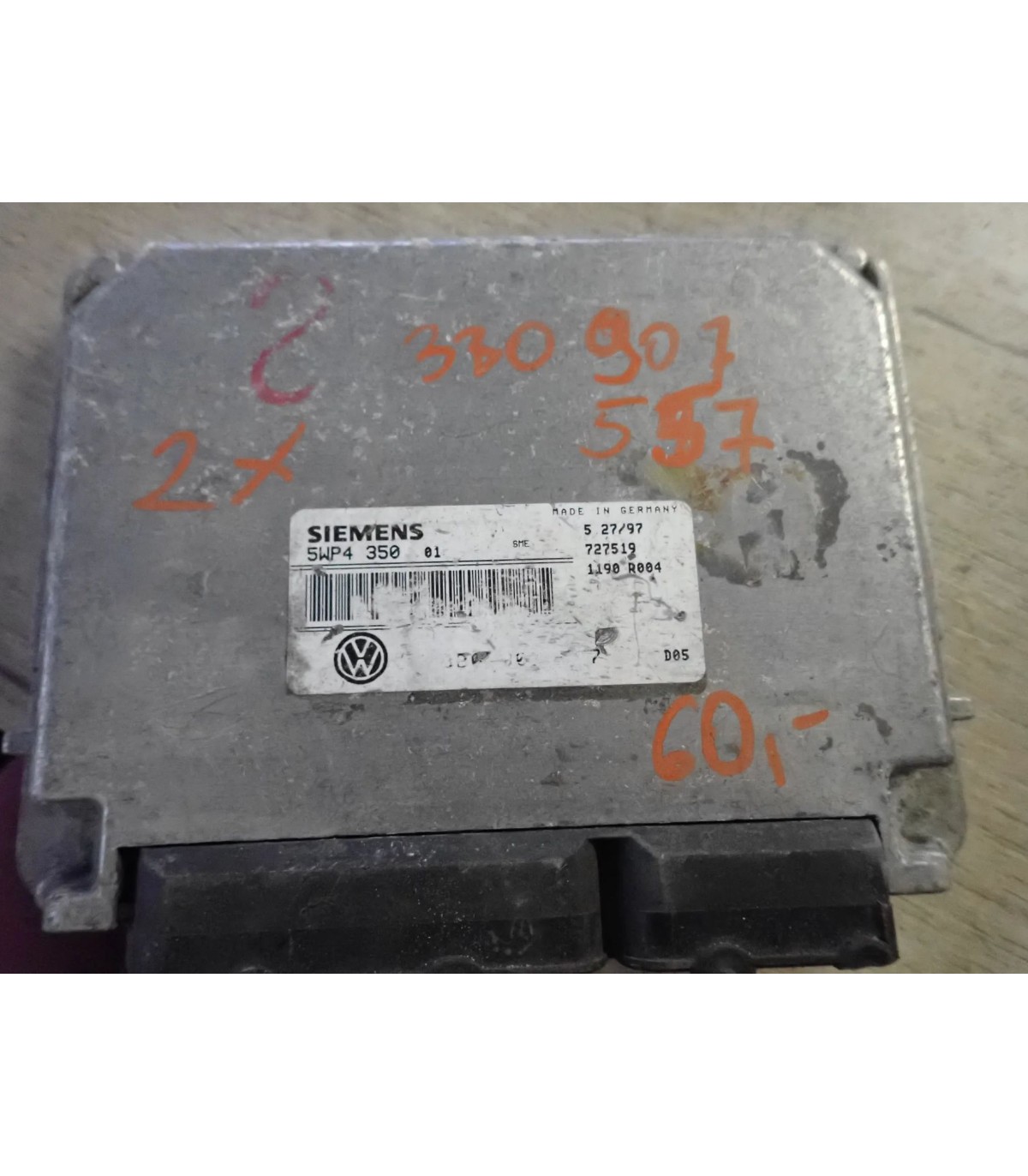 VOLKSWAGEN KOMPUTER STEROWNIK SILNIKA 3B0907557