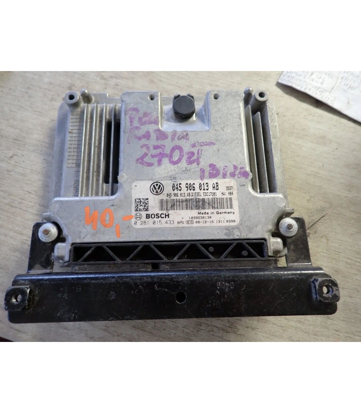 VOLKSWAGEN KOMPUTER STEROWNIK SILNIKA 045906013AB