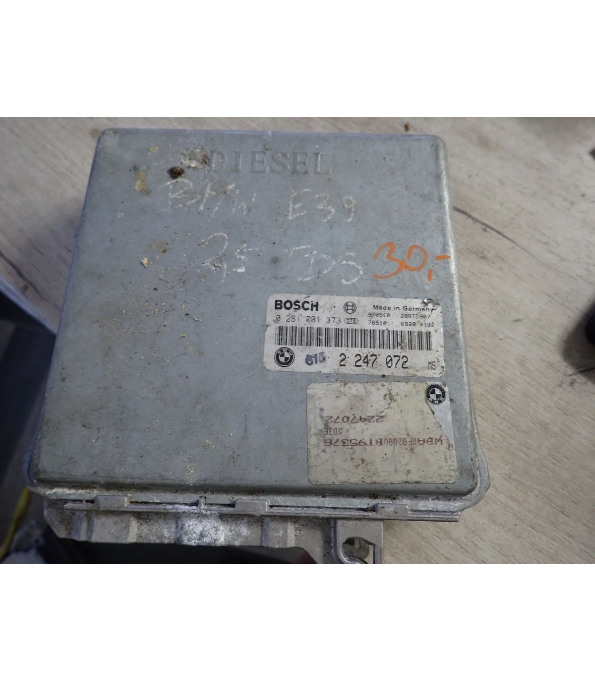 BMW KOMPUTER STEROWNIK SILNIKA 2247072 0281001373