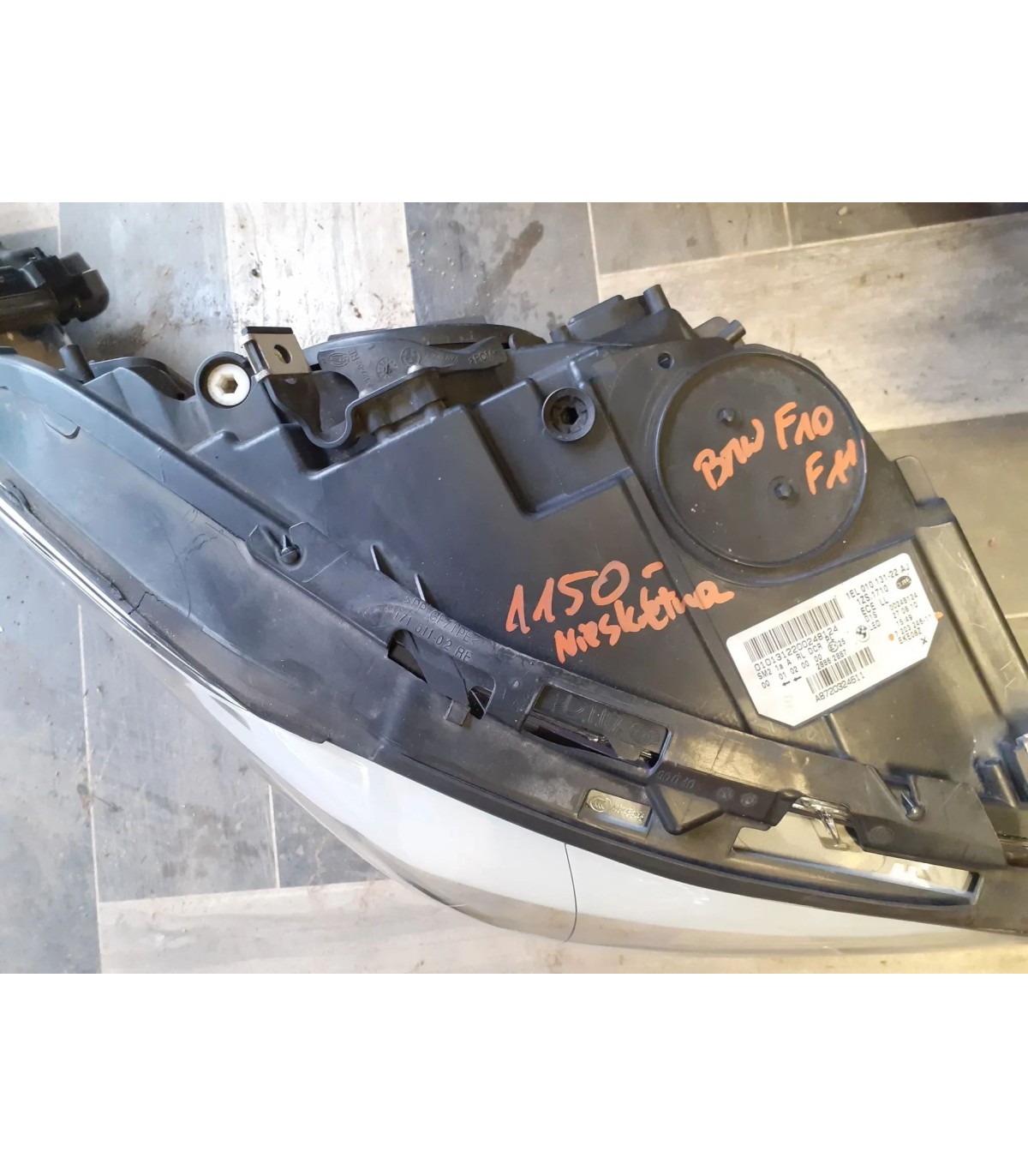 BMW F10 F11 LAMPA PRAWY PRZÓD 7203246-11