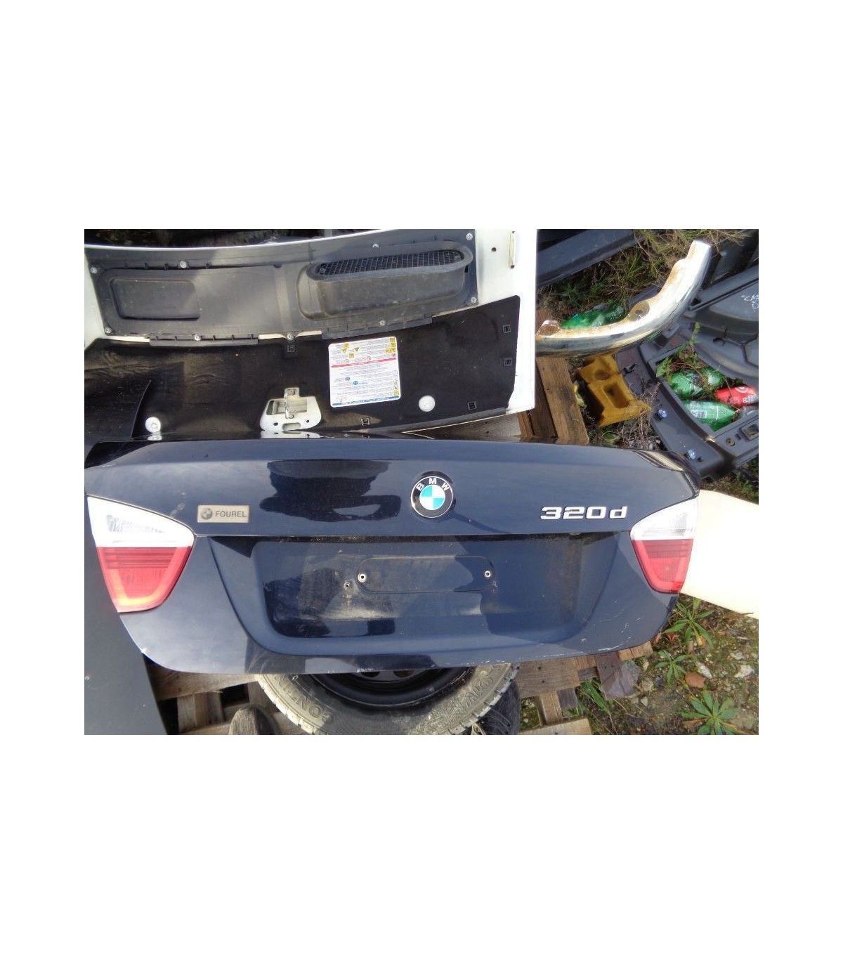 BMW 3 E90 LAMPA LEWA TYŁ
