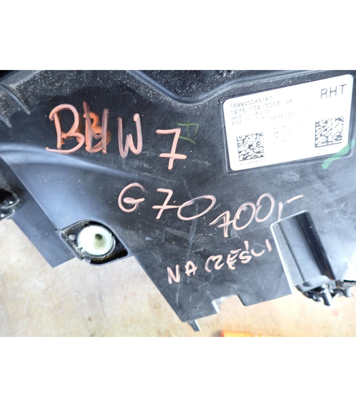 BMW 7 G70 LAMPA PRAWY PRZÓD 5A5F0D6-01