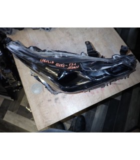 TOYOTA COROLLA E21 SEDAN LAMPA PRAWY PRZÓD 81110-02T31-00 19346F