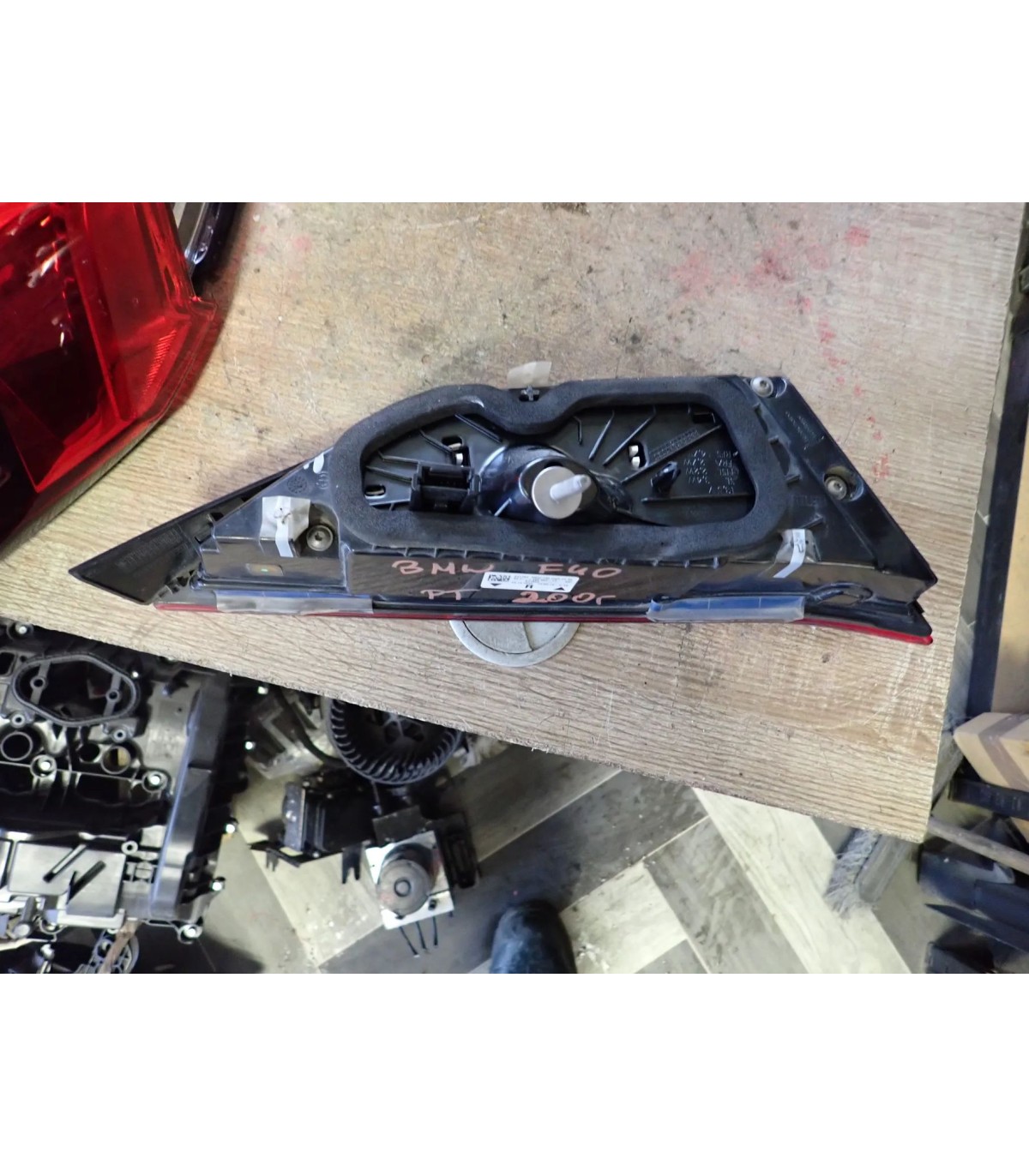 BMW 1 F40 LAMPA PRAWY TYŁ 7450652