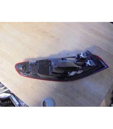 BMW 2 F44 LAMPA TYŁ PRAWA EUROPA