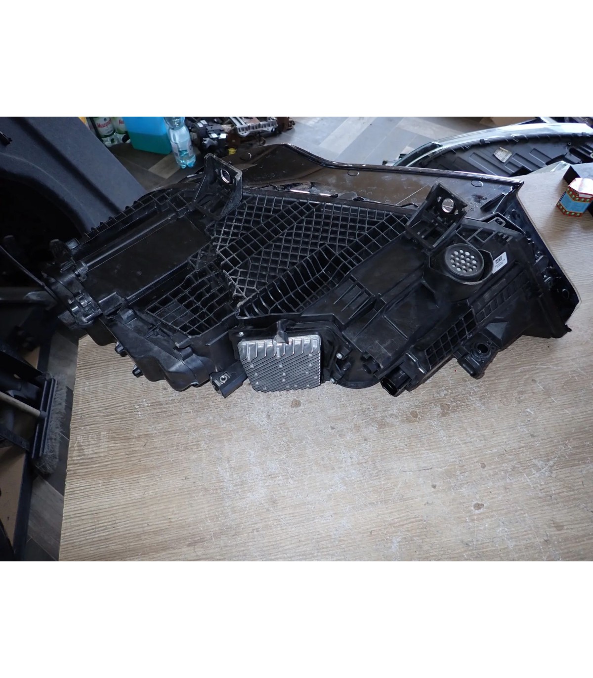 AUDI Q7 LAMPA PRAWY PRZÓD EUROPA 4M0941040C