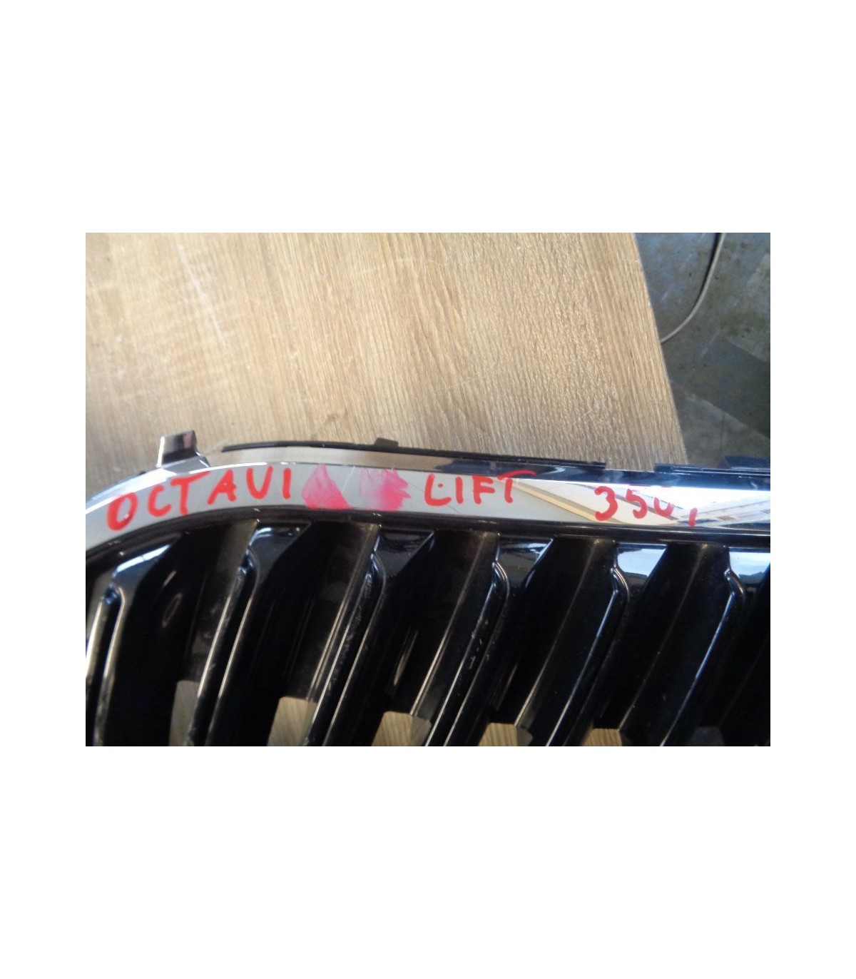 SKODA OCTAVIA III LIFT GRILL