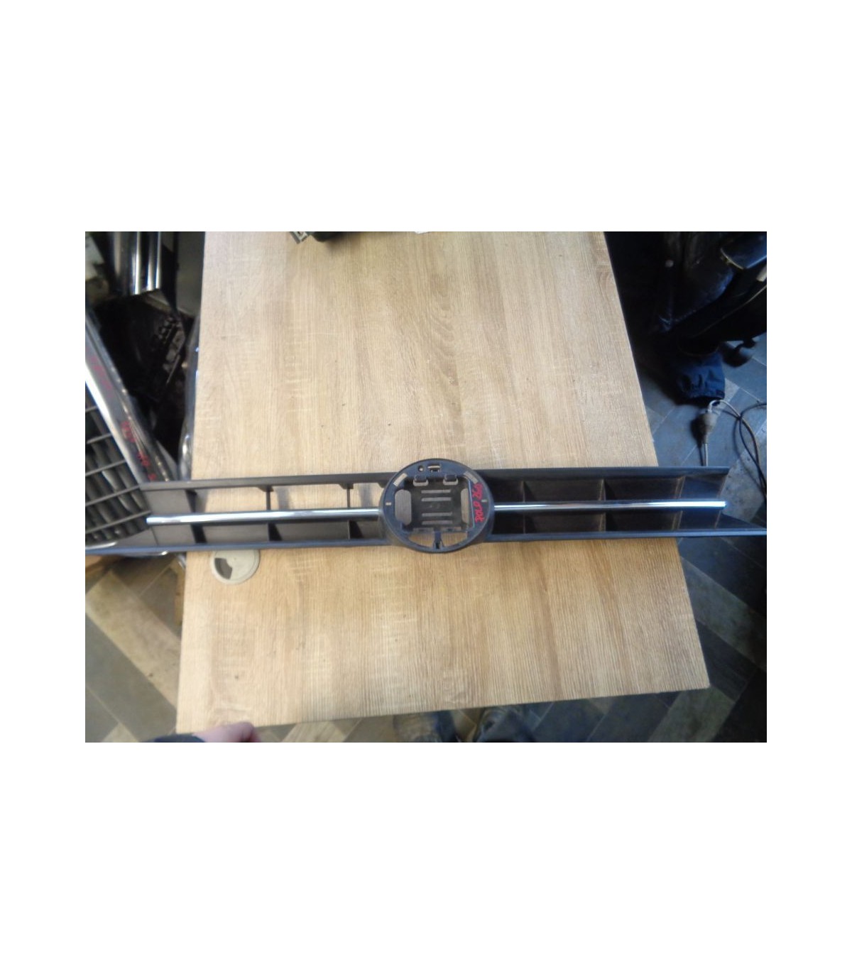 VW POLO 2G GRILL
