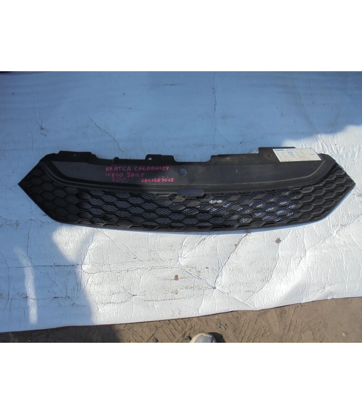 IVECO DAILY GRILL ATRAPA