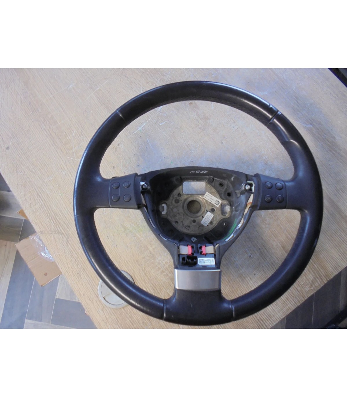 VW GOLF V KIEROWNICA MULTIFUNKCJA ŁOPATKI