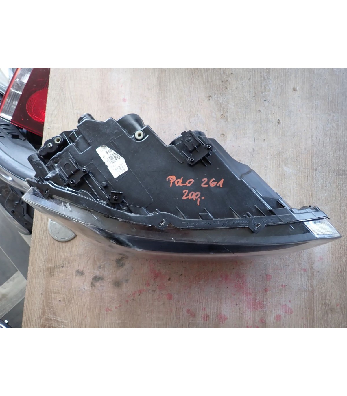 VOLKSWAGEN POLO 2G LAMPA PRAWY PRZÓD 2G1941006 EUROPA