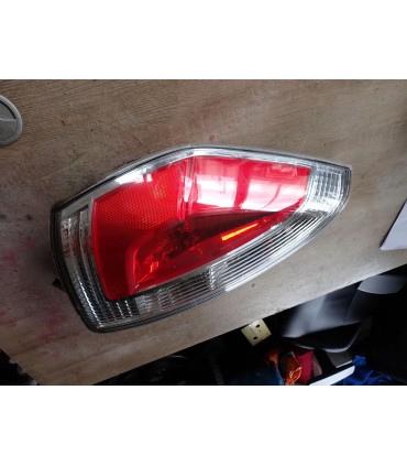 MAZDA 5 LIFT LAMPA LEWY TYŁ