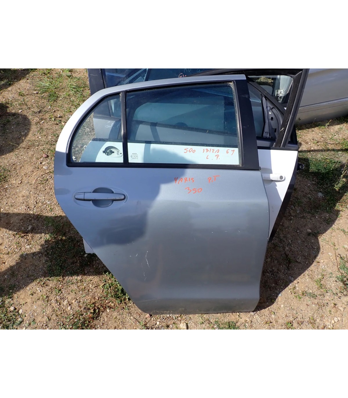 TOYOTA TARIS DRZWI PRAWY TYŁ