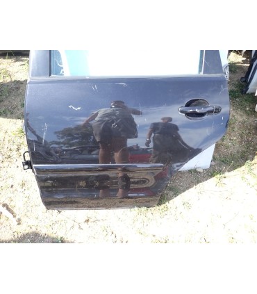 VOLKSWAGEN POLO 9N LIFT DRZWI LEWY TYŁ