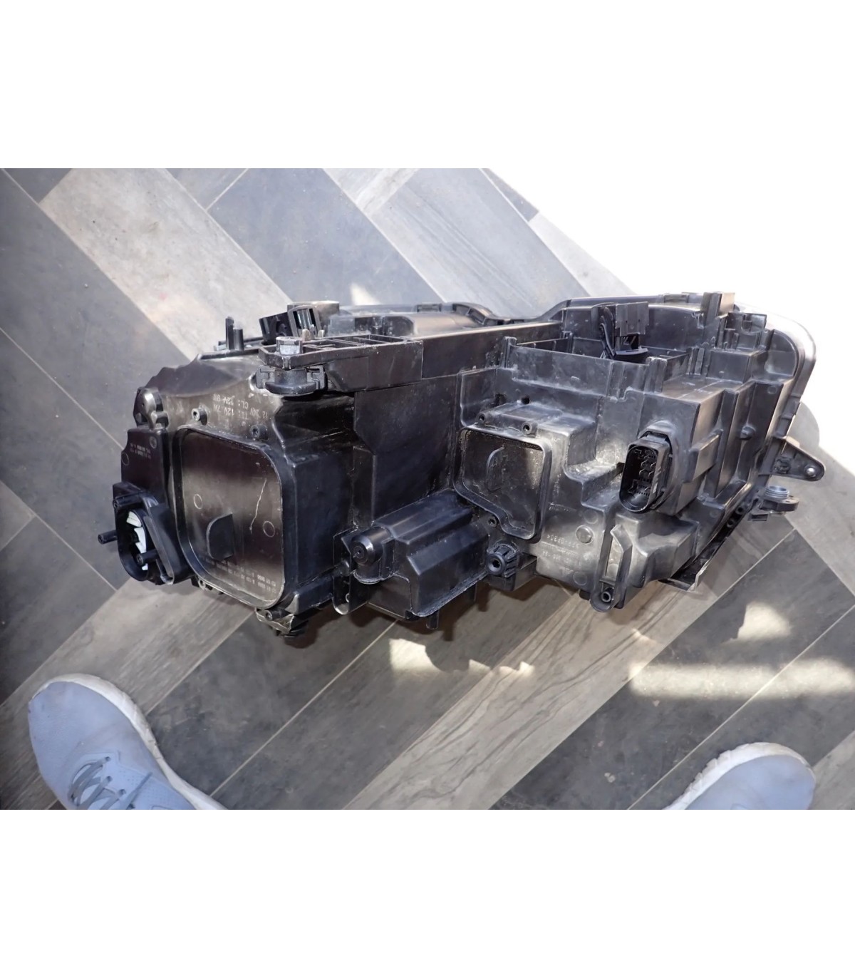 VOLKSWAGEN TIGUAN 5NA LAMPA PRAWY PRZÓD EUROPA 5NB941082D