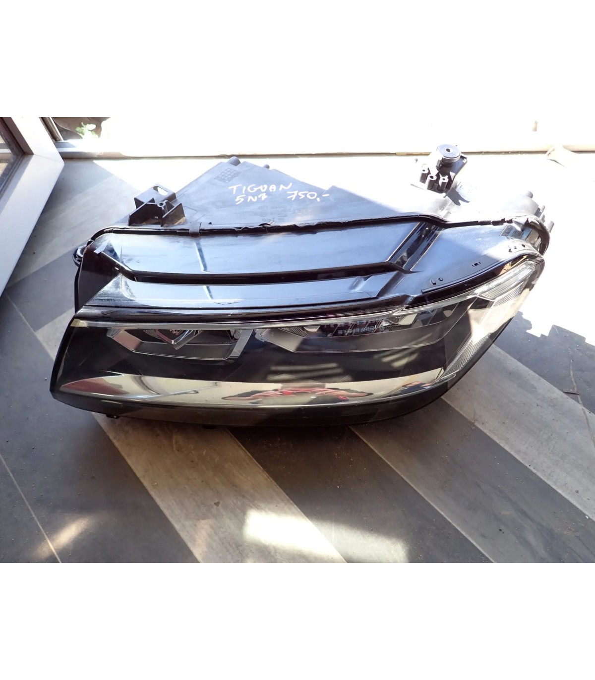 VOLKSWAGEN TIGUAN 5NA LAMPA LEWY PRZÓD EUROPA 5NB941035B