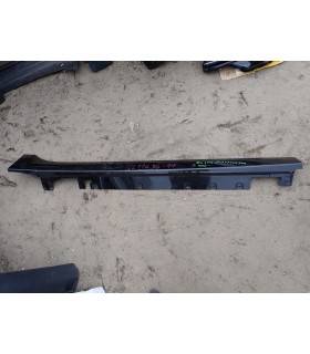 BMW 2 F44 LISTWA PROGOWA PRAWA