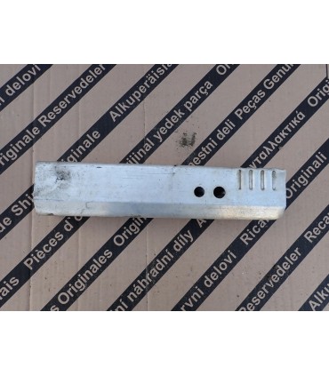 AUDI A4 B8 STREFA ZGNIOTU PRAWY TYŁ TYLNA 8K0807332A