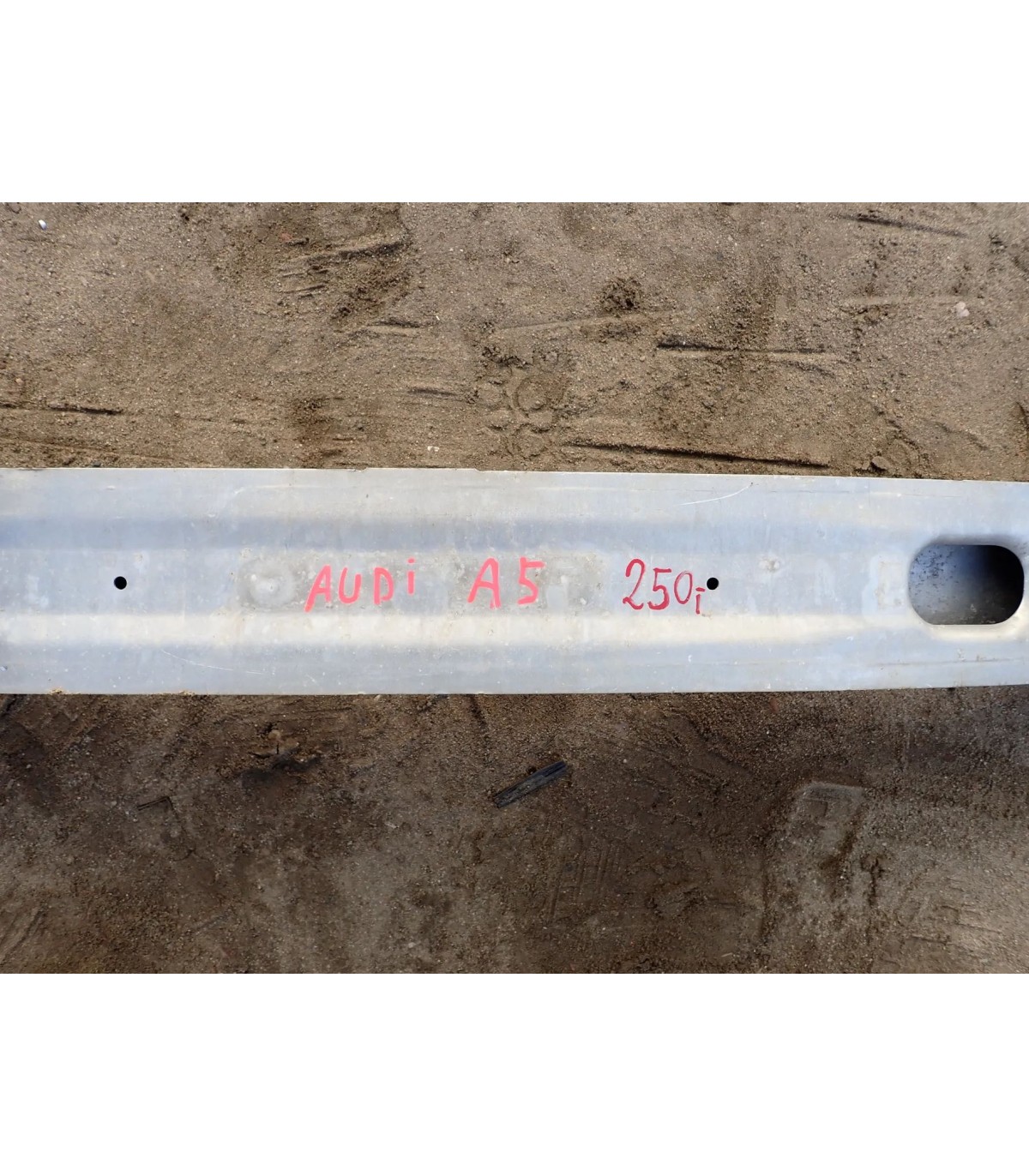 AUDI A4 B9 A5 8W0 BELKA ZDERZAKA PRZÓD PRZEDNIA 8W0807113