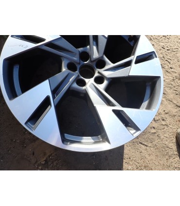 AUDI Q7 E-TRON ALUFELGA 20' 4KE601025T
