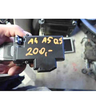 AUDI Q5 A4 A5 STACYJKA 8K0909131C