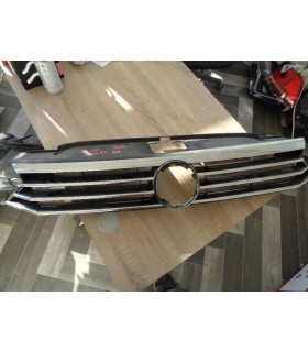 VW PASSAT B8 GRILL