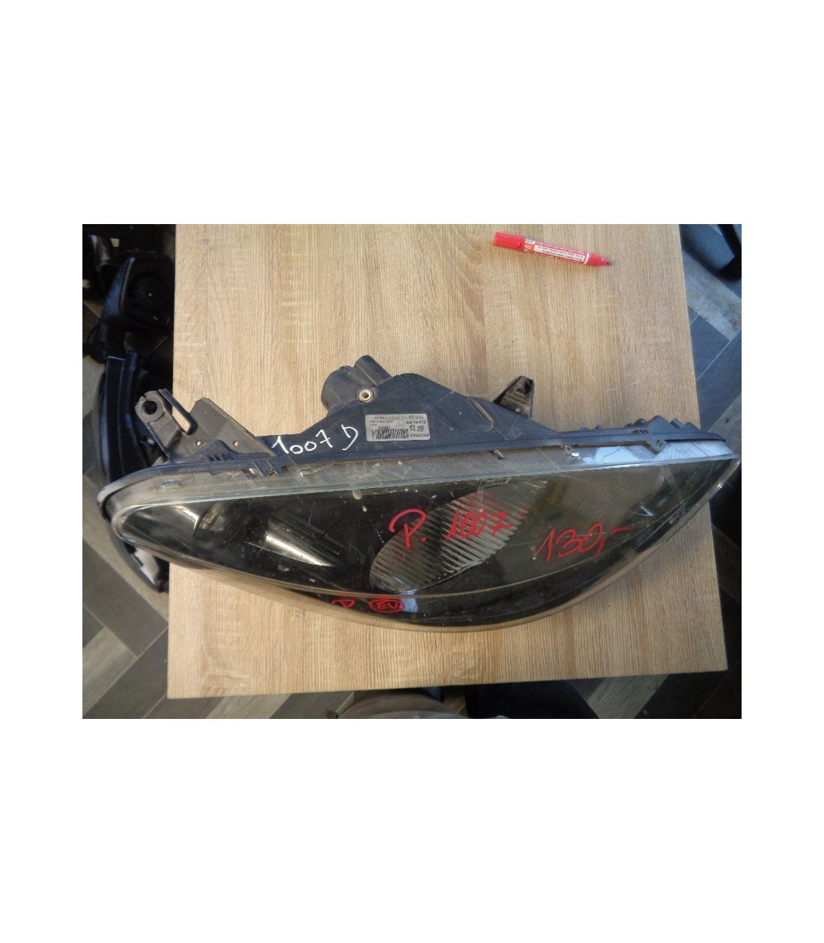 PEUGEOT 1007 LAMPA PRAWY PRZÓD EUROPA