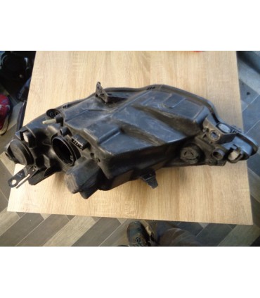 PEUGEOT 1007 LAMPA PRAWY PRZÓD EUROPA