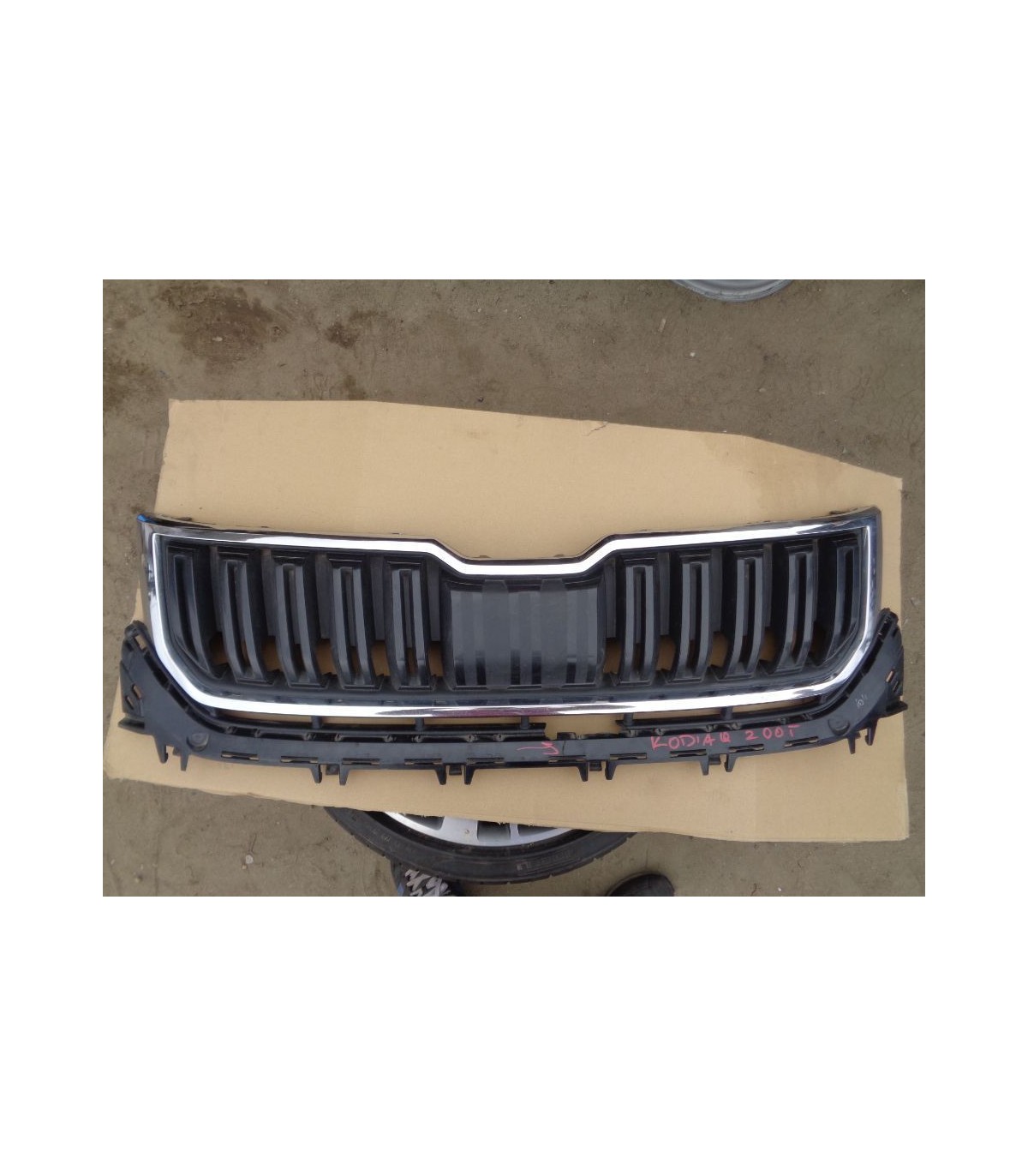 SKODA KODIAQ GRILL