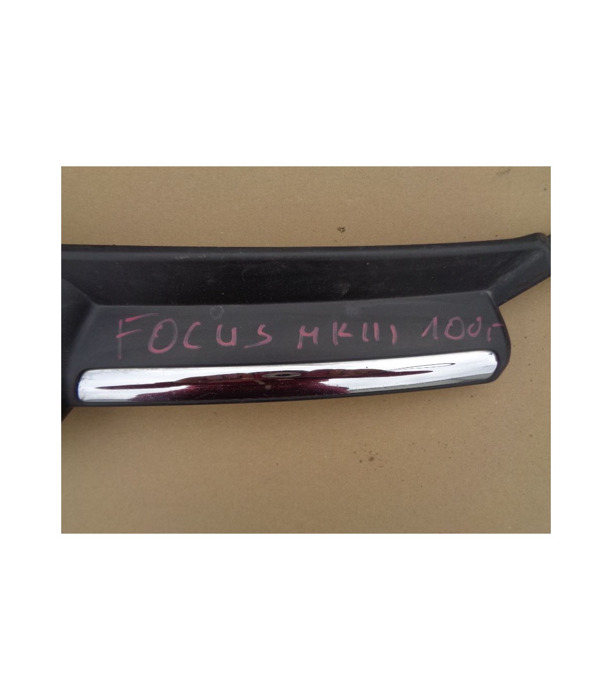 FORD FOCUS MK III GRILL