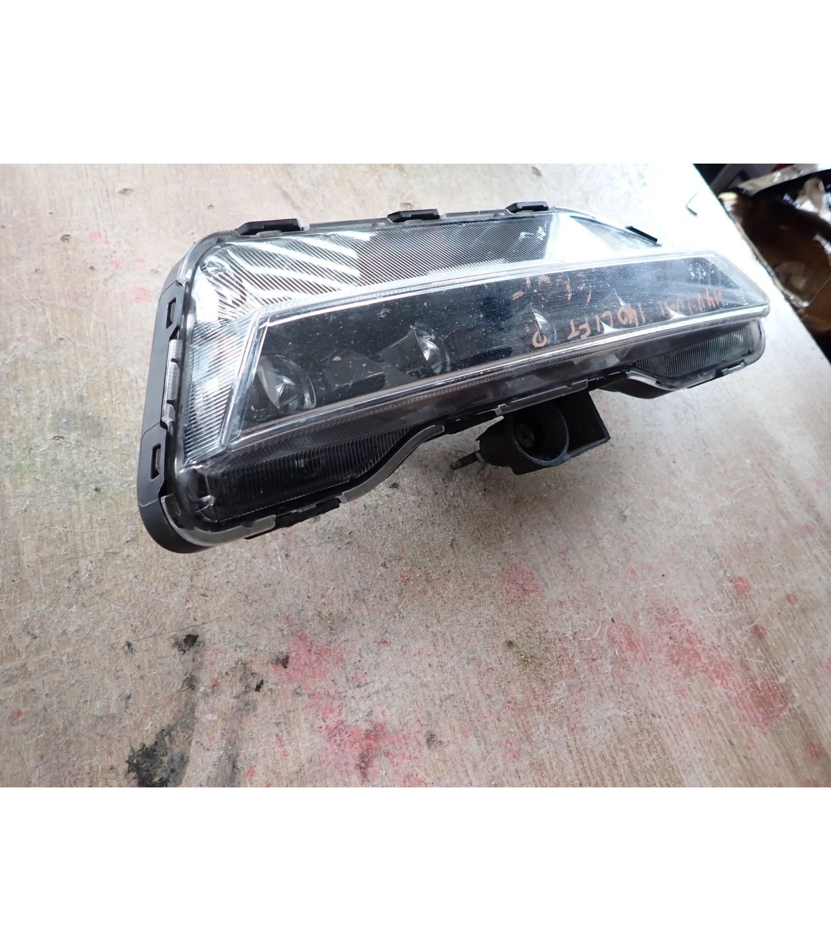 HYUNDAI I40 LIFT LAMPA DRL PRAWY PRZÓD 92202-3Z5