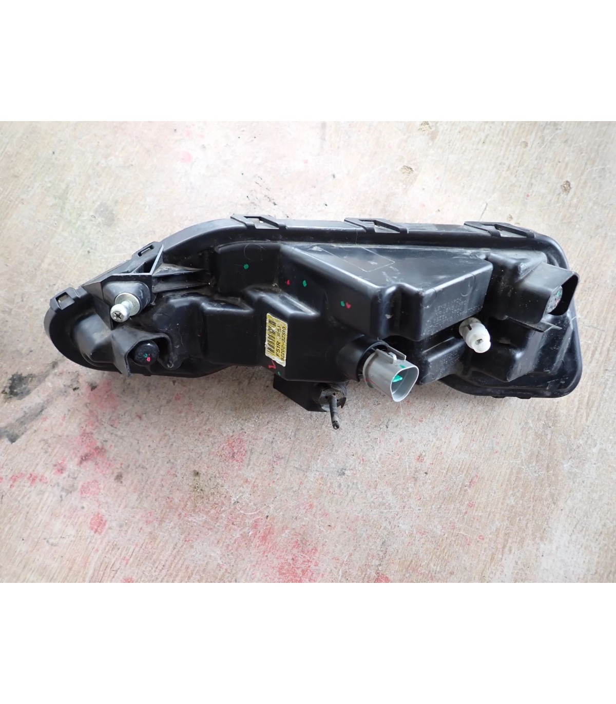 HYUNDAI I40 LIFT LAMPA DRL PRAWY PRZÓD 92202-3Z5