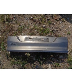 FORD FOCUS MK3 KOMBI BLENDA KLAPY TYLNEJ