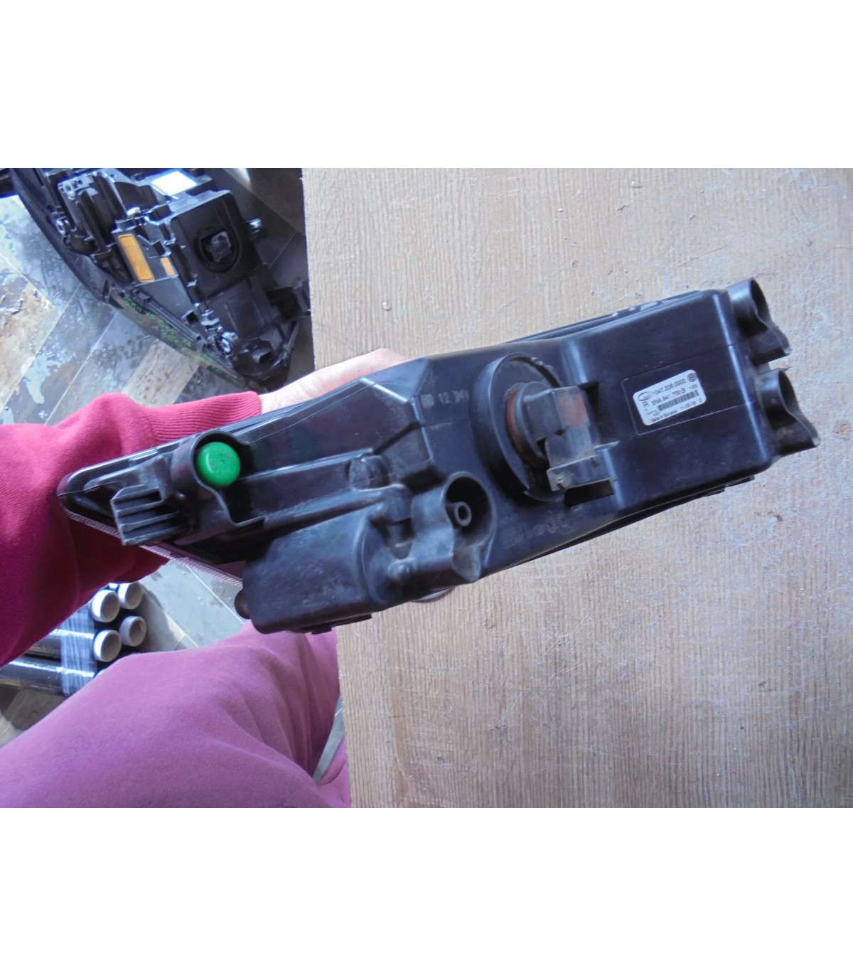VW TIGUAN 5NA HALOGEN PRAWY