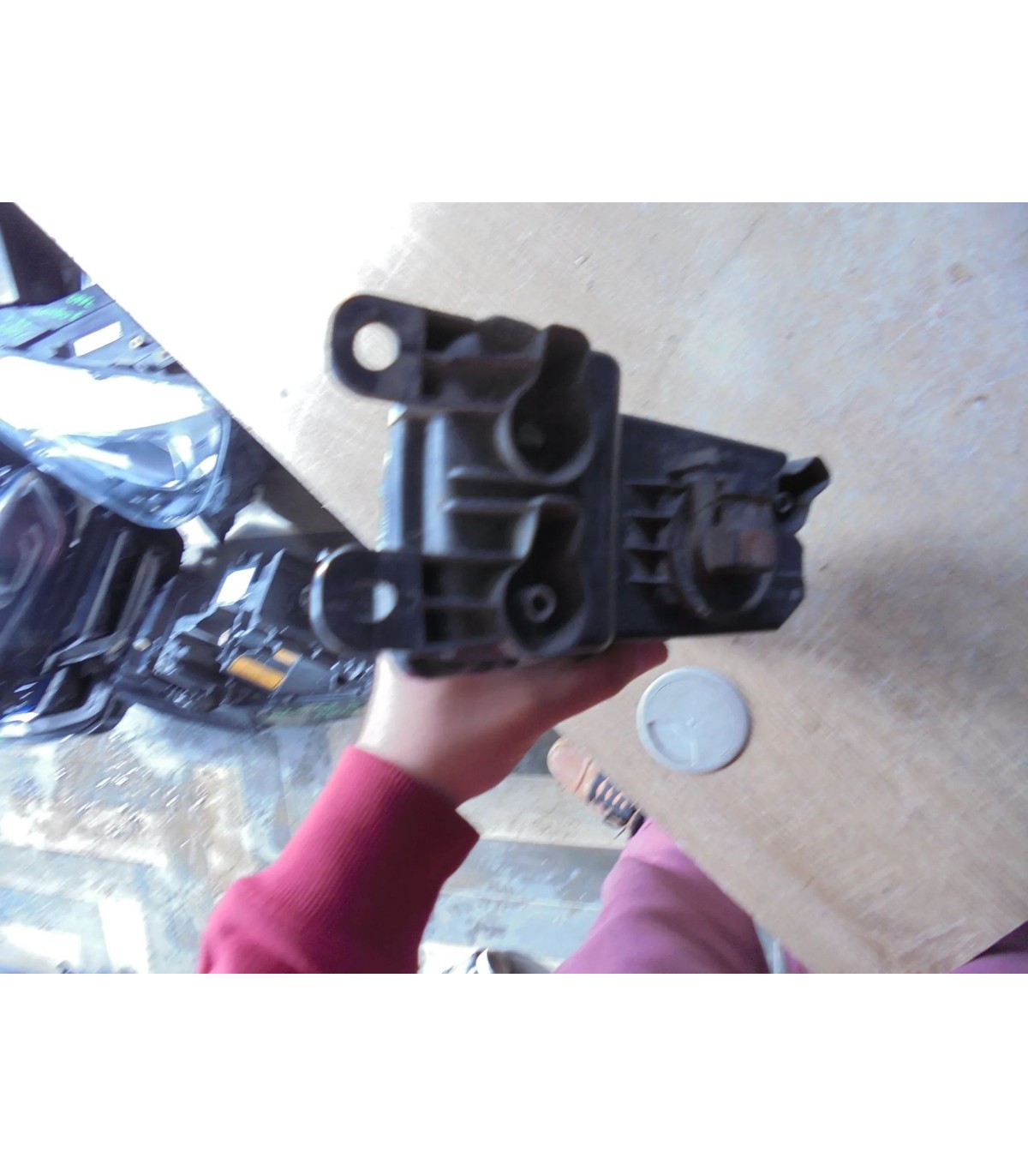VW TIGUAN 5NA HALOGEN PRAWY