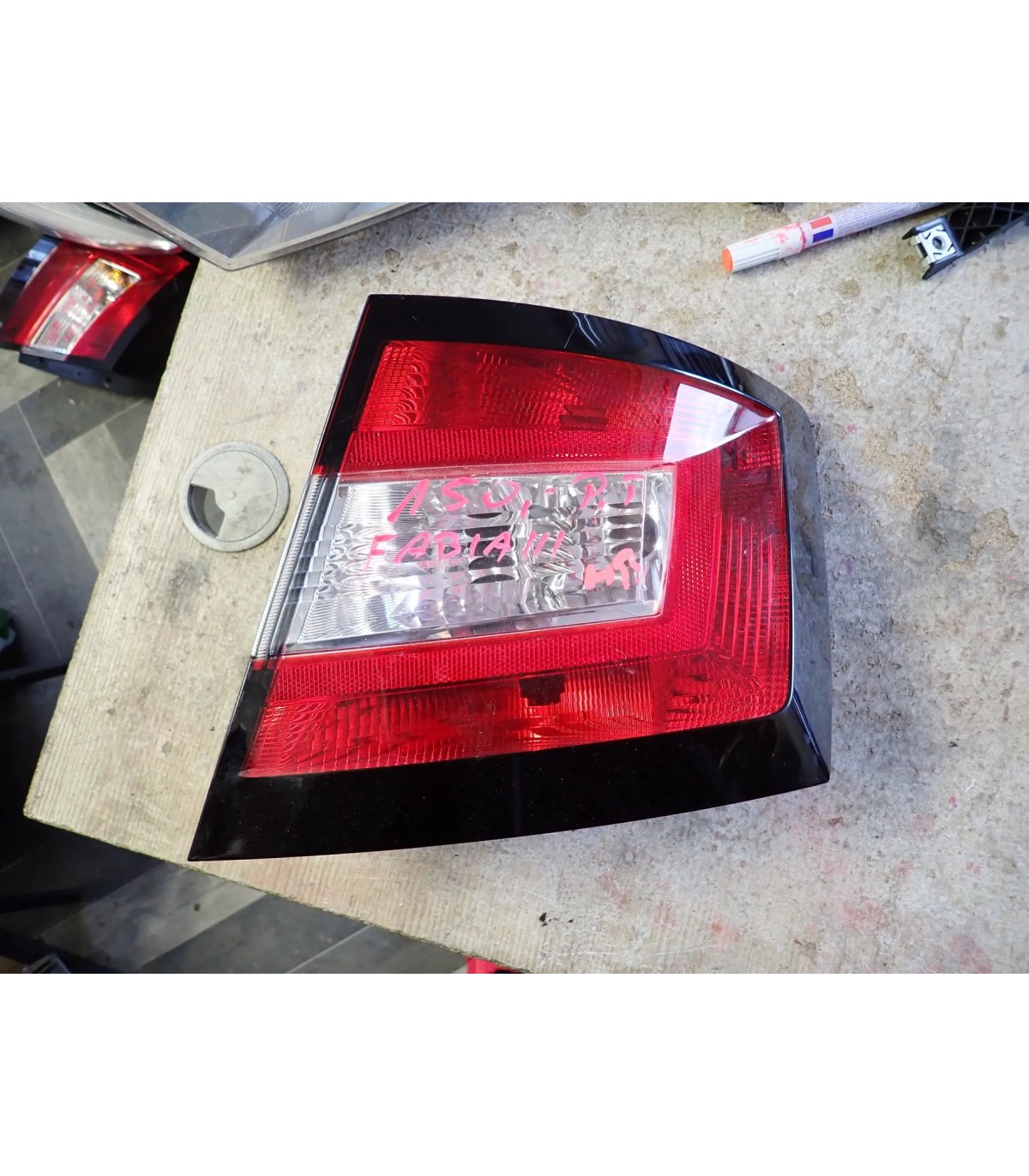 Skoda Fabia III Lampa Prawy Tył