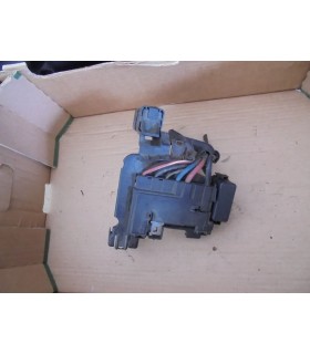 VW SKODA SEAT SKRZYNKA BEZPIECZNIKÓW 6R0937550A