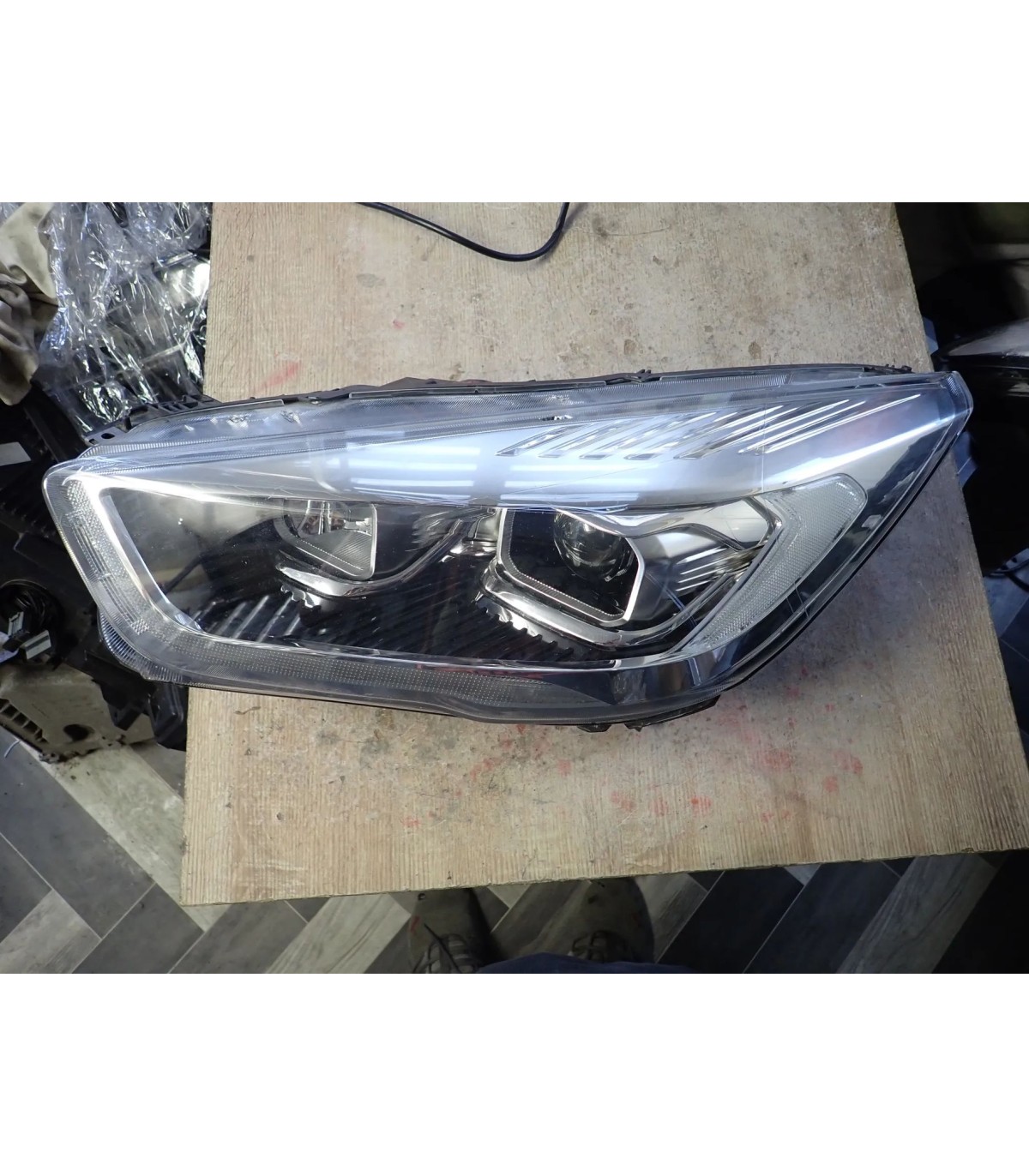 FORD KUGA MK2 LIFT LAMPA LEWA LEWY PRZÓD EUROPA GV41-13D155-AH