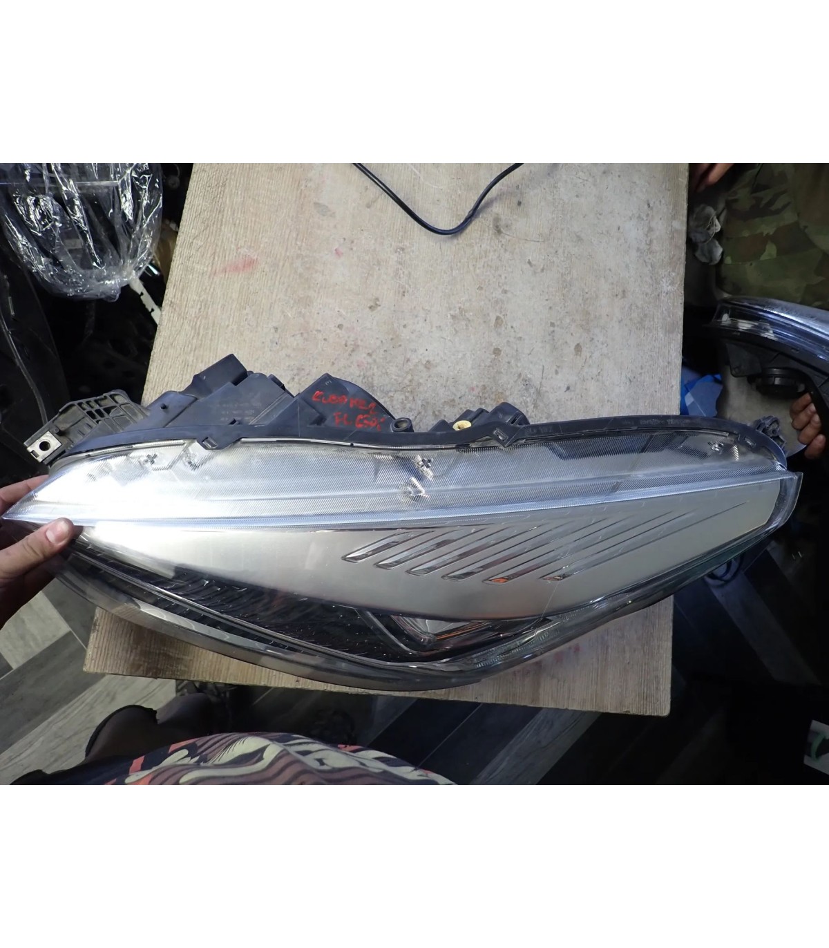 FORD KUGA MK2 LIFT LAMPA LEWA LEWY PRZÓD EUROPA GV41-13D155-AH