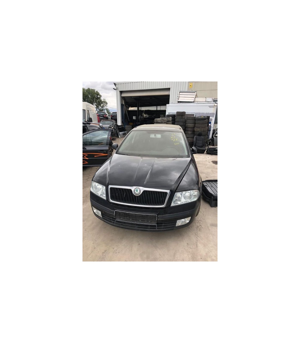 SKODA OCTAVIA II WŁĄCZNIK AWARYJNYCH