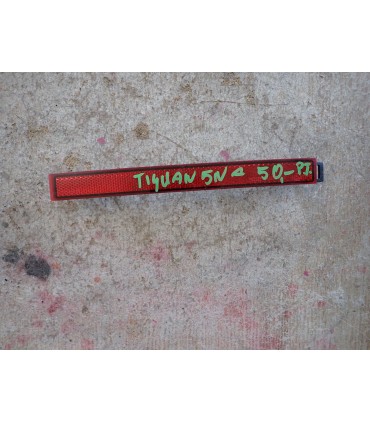 VOLKSWAGEN TIGUAN II 5NA ODBLASK ZDERZAKA PRAWY TYŁ 5NA945106B