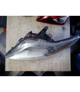 Ford Mondeo MK IV Lampa Lewy Przód