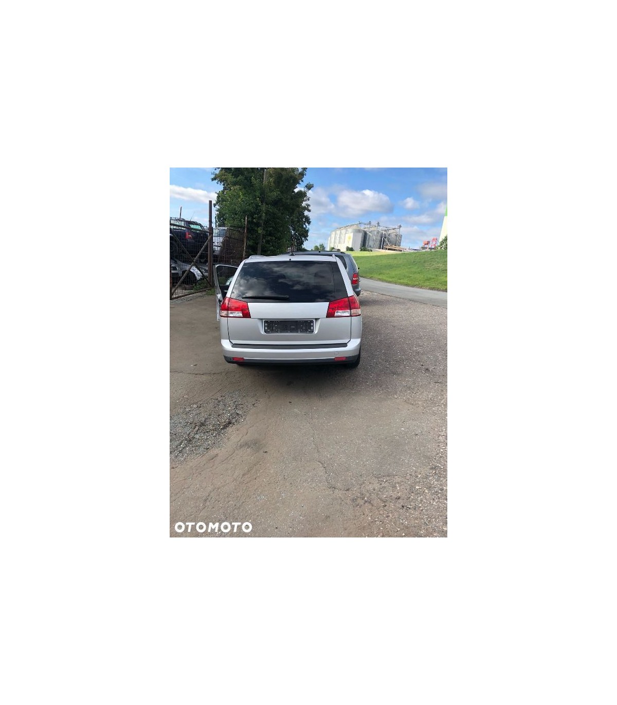 TAPICERKA FOTELE KPL VECTRA C LIFT KOMBII